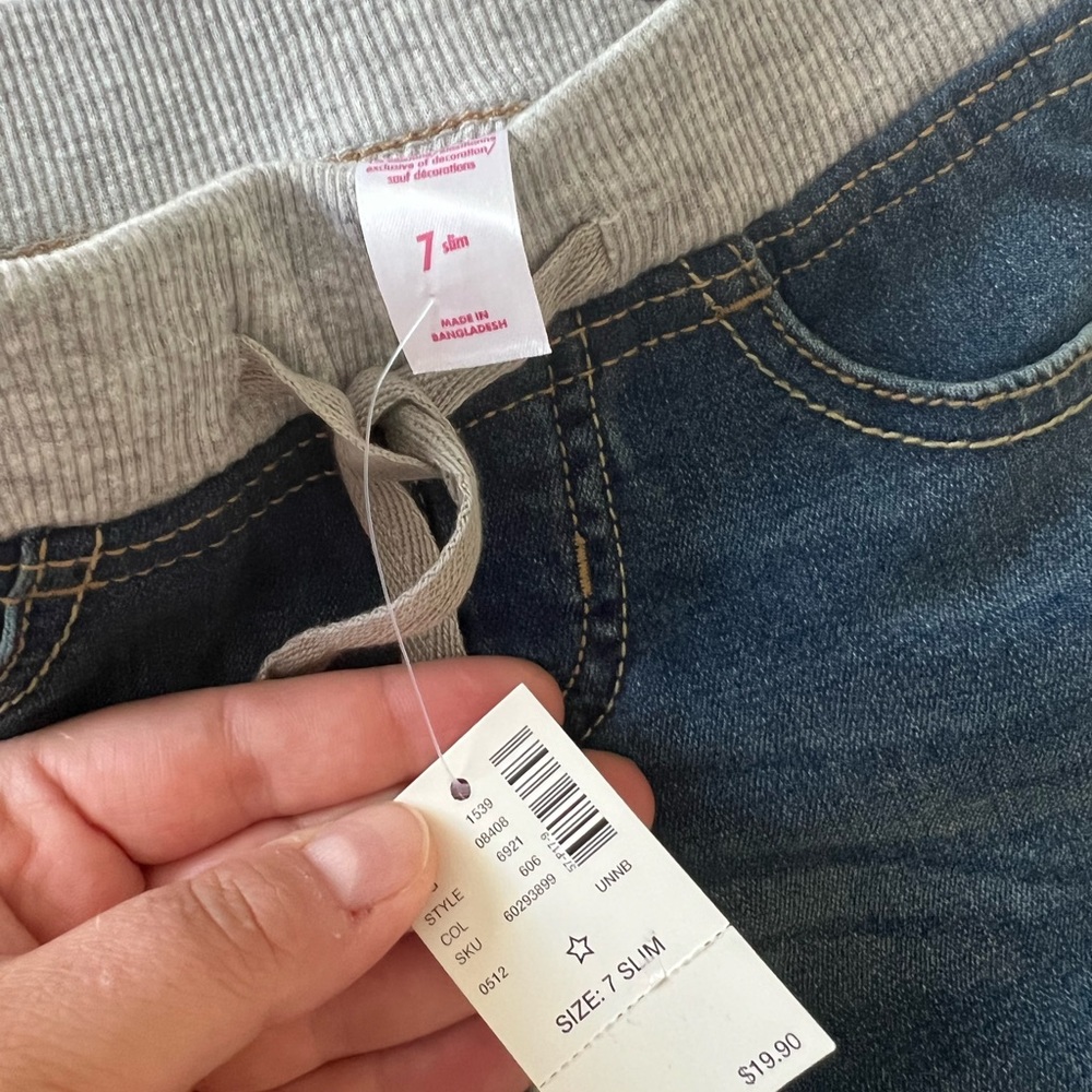 NWT girls Bermuda shorts